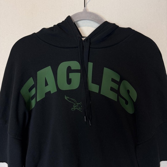 Philadelphia Eagles Sweatshirt Womens Small Black NFL Football Junk Food Hoodie - Picture 2 of 12